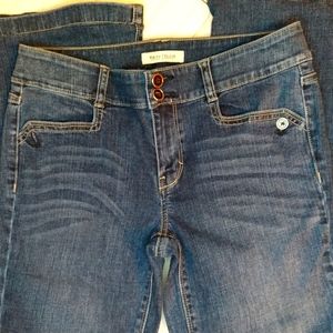 White House Black Market blanc jeans